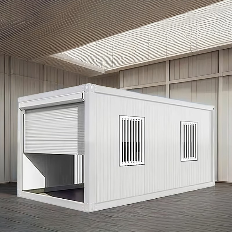 롤러 셔터 도어가 있는 차고/창고